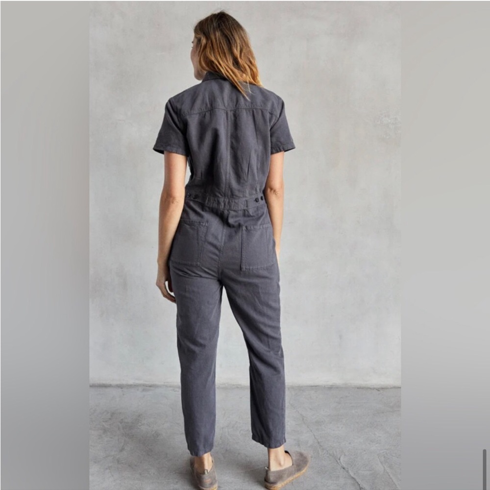 Outerknown storm dark gray short sleeve S.E.A suit jumper jumpsuit‎ size medium